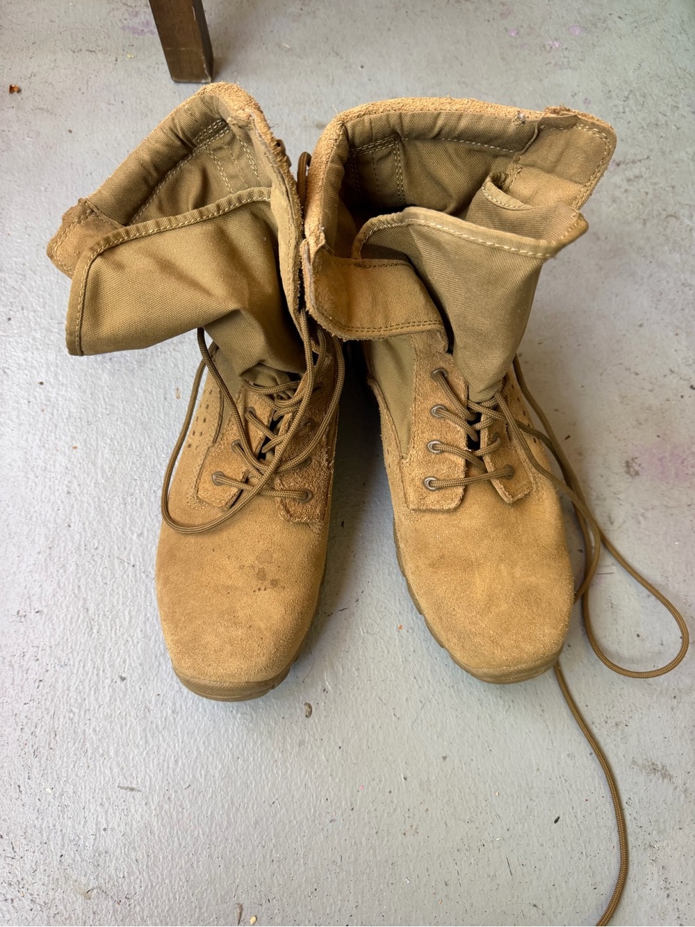 Bates Tan Tactical Lace-Up Suede Boots